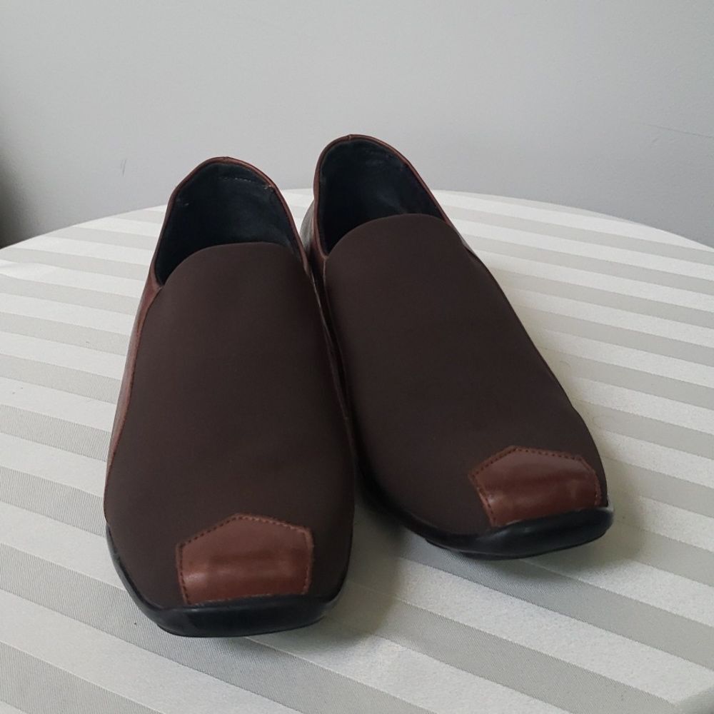 Women's Brown Slip-On Flats - Classic Brown Loafers